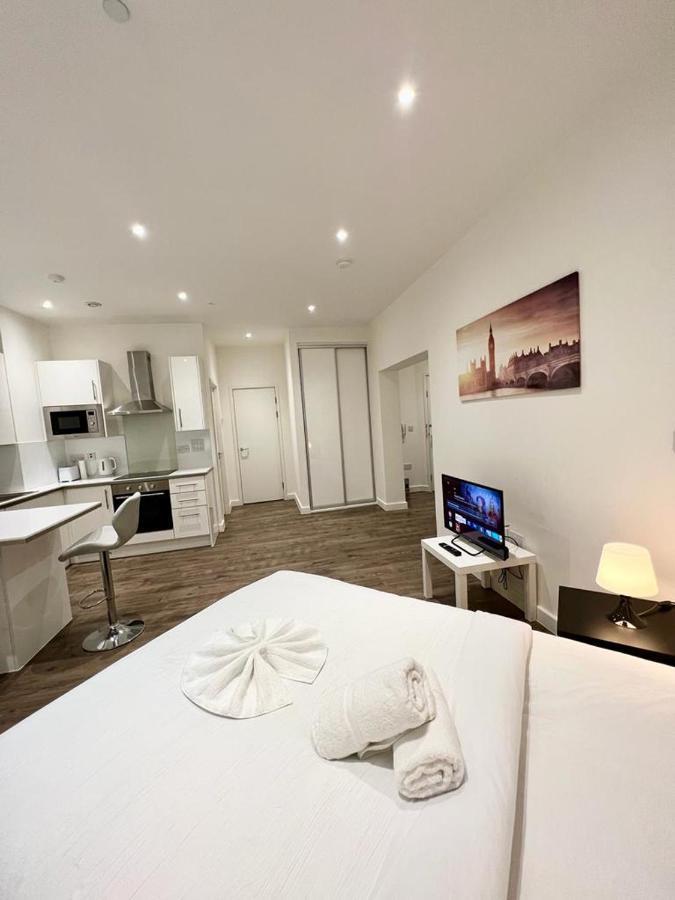 Alarabi Apartments-Studio Flat Croydon Exterior foto